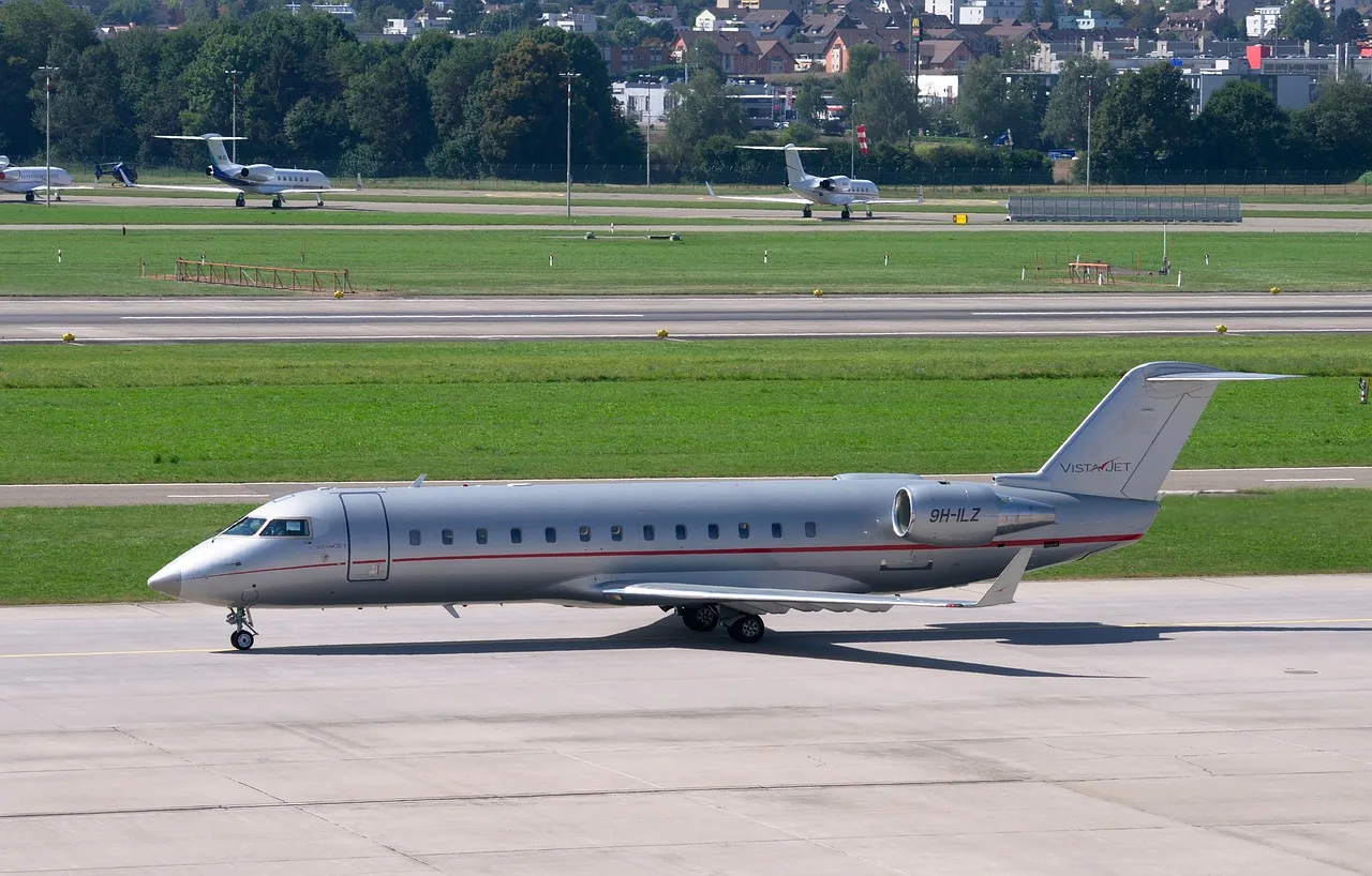 bombardier challenger 850, vistajet, airport zurich, jet, aviation, transport, airport, tarmac, plane, flight, departure, private jet, business trip, private plane, wealth, rich, private jet, private jet, private jet, private jet, private jet, private plane. What a real ranking of celebrity companies would actually require