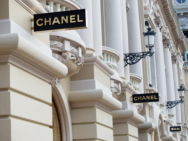 load line, monaco, shopping, wealth, chanel, advertising sign, brand, chanel, chanel, chanel, chanel, chanel. Celebrity brands valuation: four questions to ask