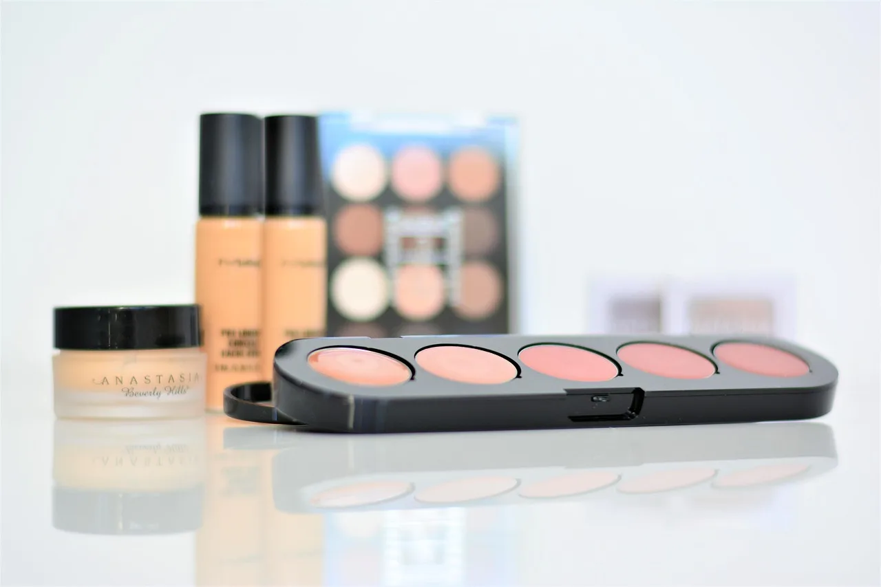 makeup, cosmetics, products, makeup products, beauty products, palette, makeup products, makeup products, makeup products, makeup products, makeup products, beauty products. Fashion beauty ventures investment strategy: who does what